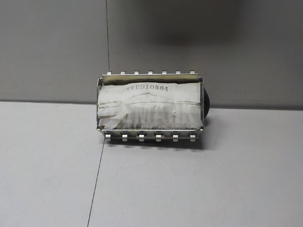 Подушка безопасности пассажирская (в торпедо)