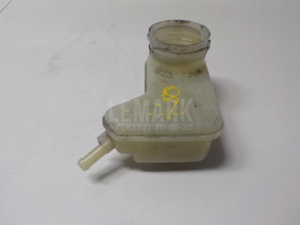 Бачок главного тормозного цилиндра