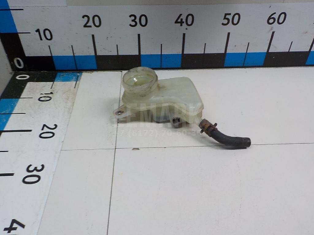 Бачок главного тормозного цилиндра