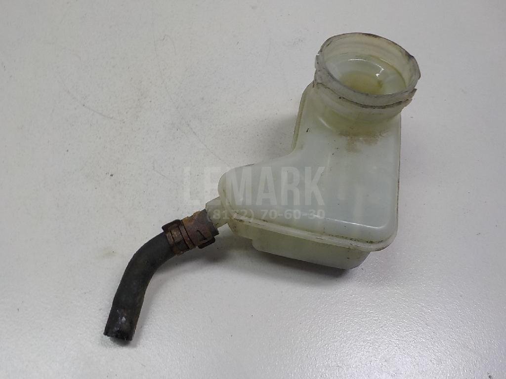 Бачок главного тормозного цилиндра