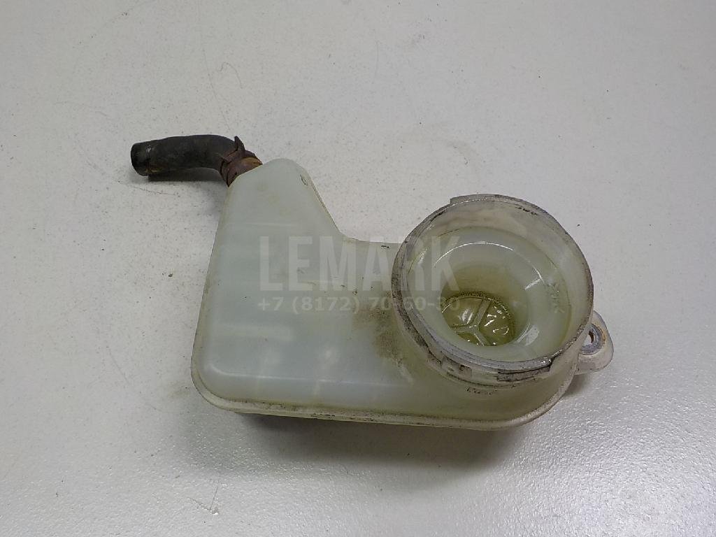 Бачок главного тормозного цилиндра