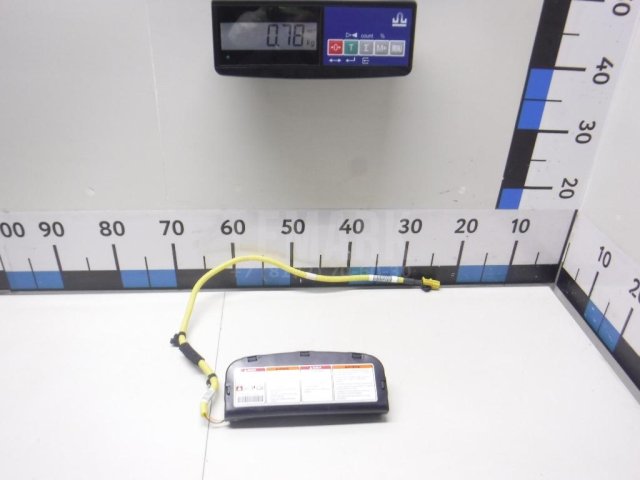 Подушка безопасности боковая (в сиденье)