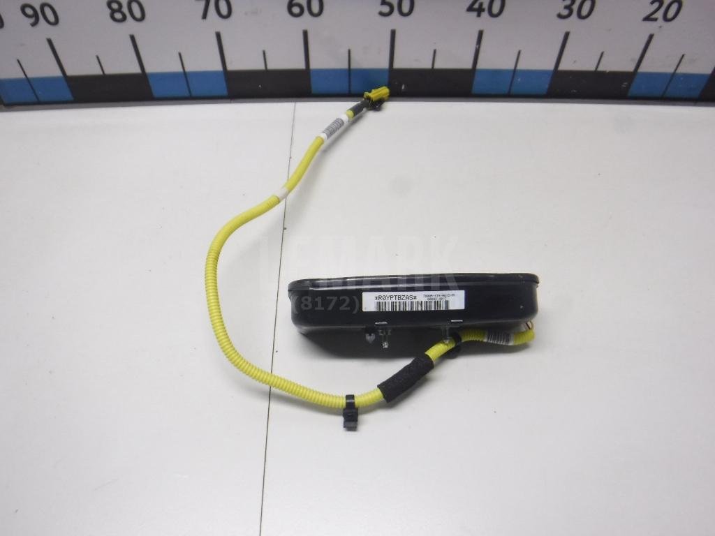 Подушка безопасности боковая (в сиденье)