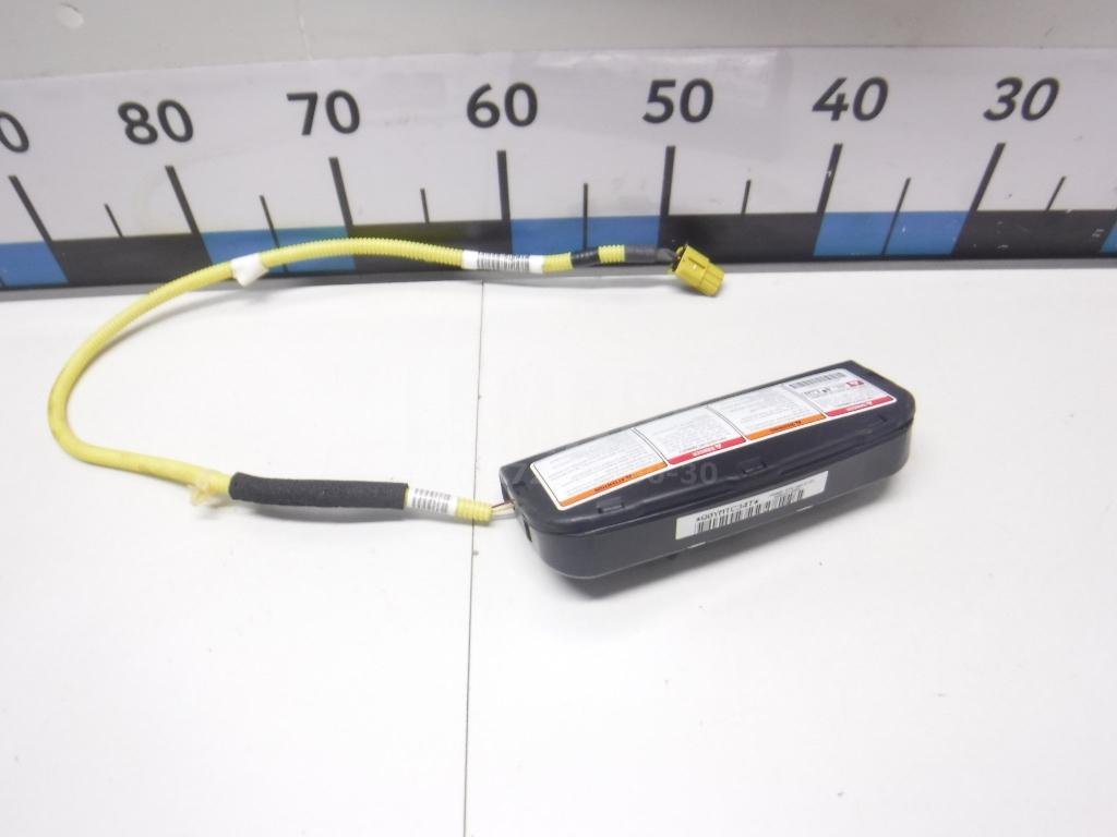 Подушка безопасности боковая (в сиденье)