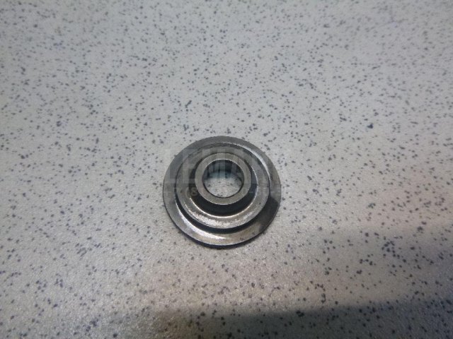 Тарелка пружины клапана