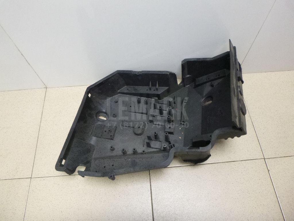 Корпус блока предохранителей для  Audi A3 [8PA] Sportback 2004-2013