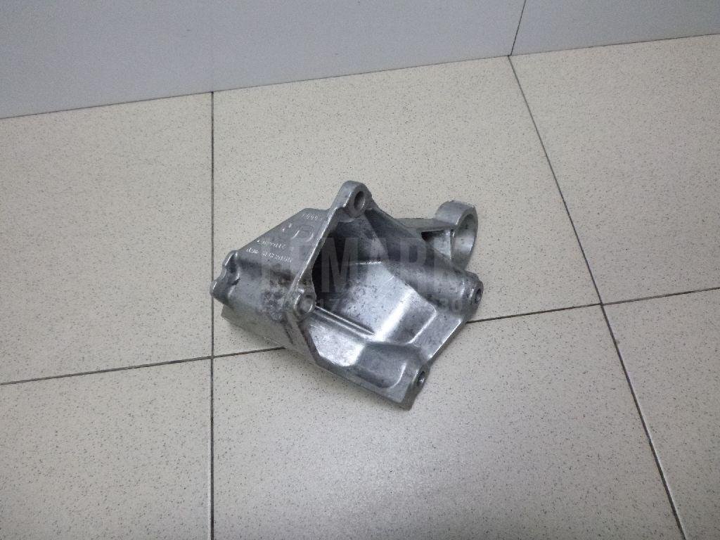 Кронштейн КПП правый