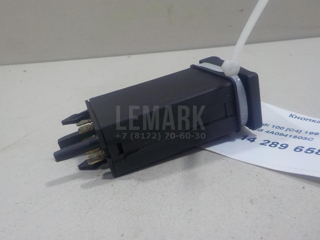 Кнопка обогрева заднего стекла