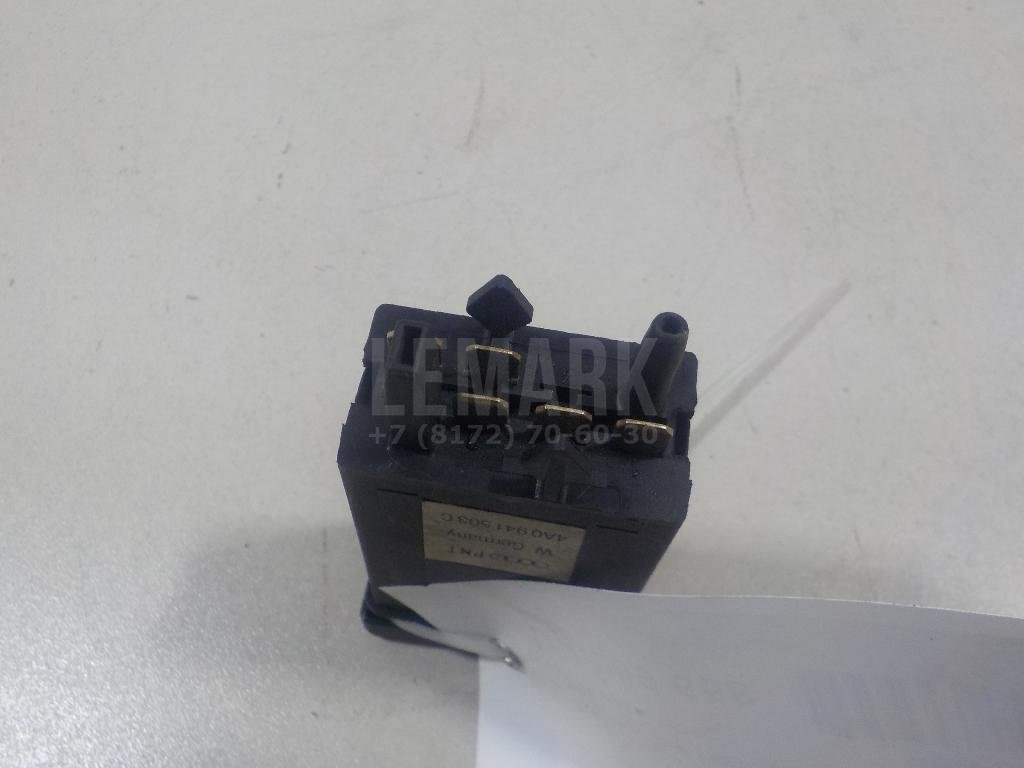 Кнопка обогрева заднего стекла