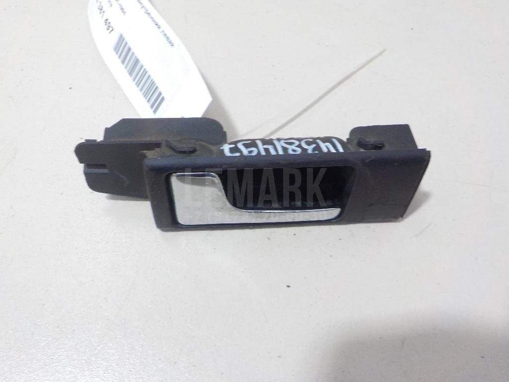 Ручка двери передней внутренняя левая