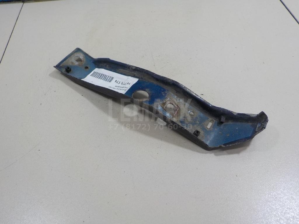 Кронштейн фар левый