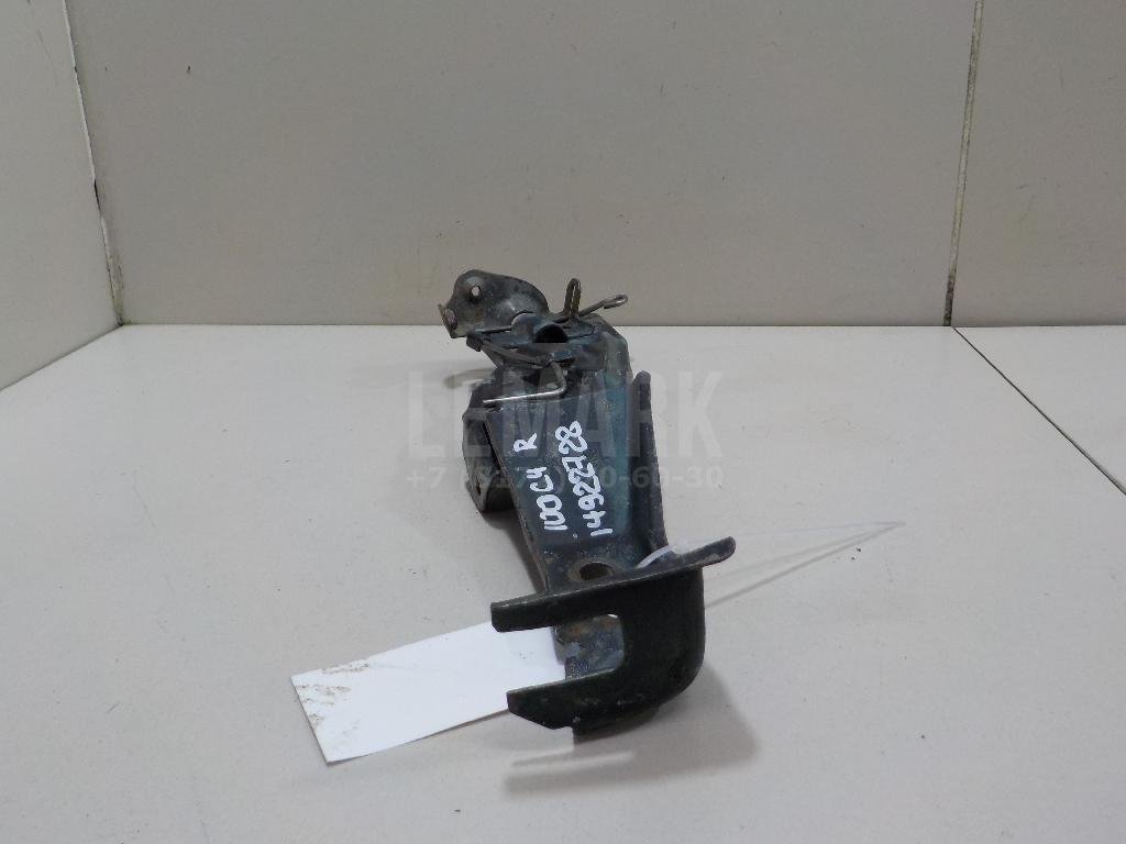 Кронштейн замка капота