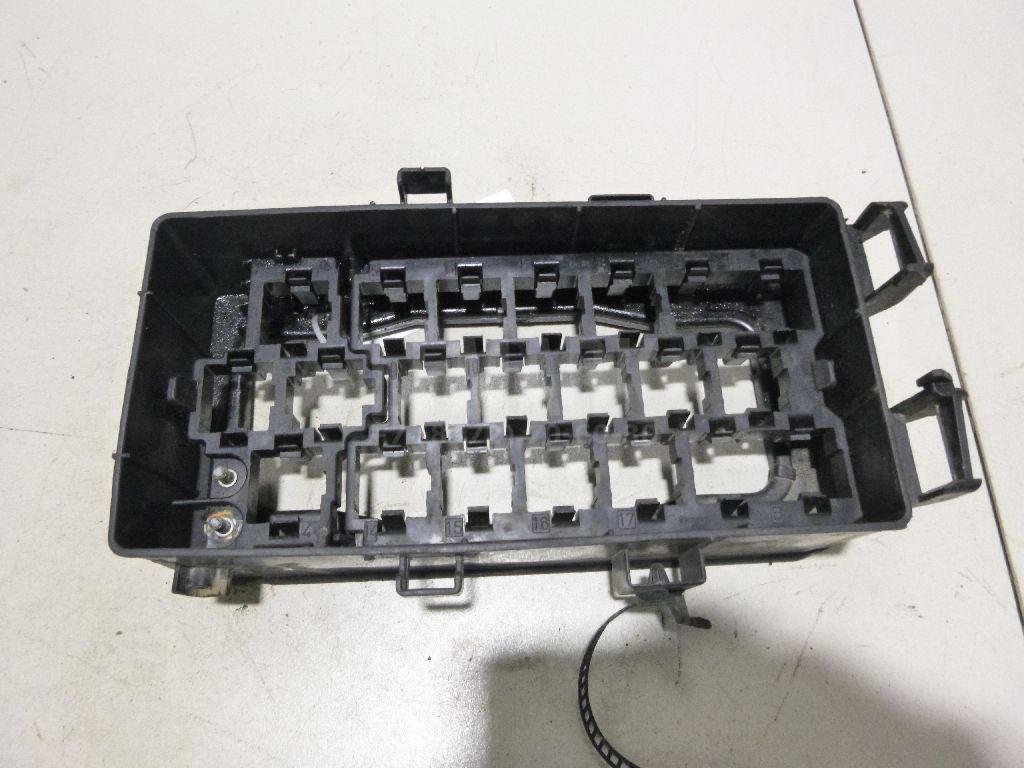 Корпус блока предохранителей