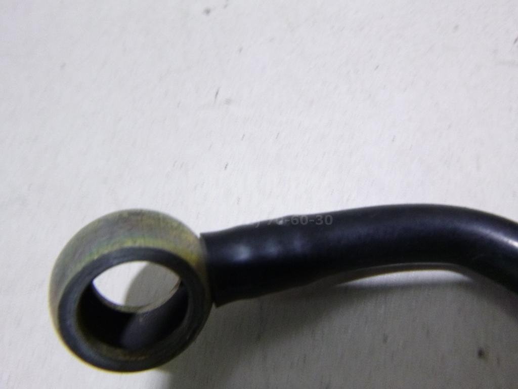 Трубка топливная