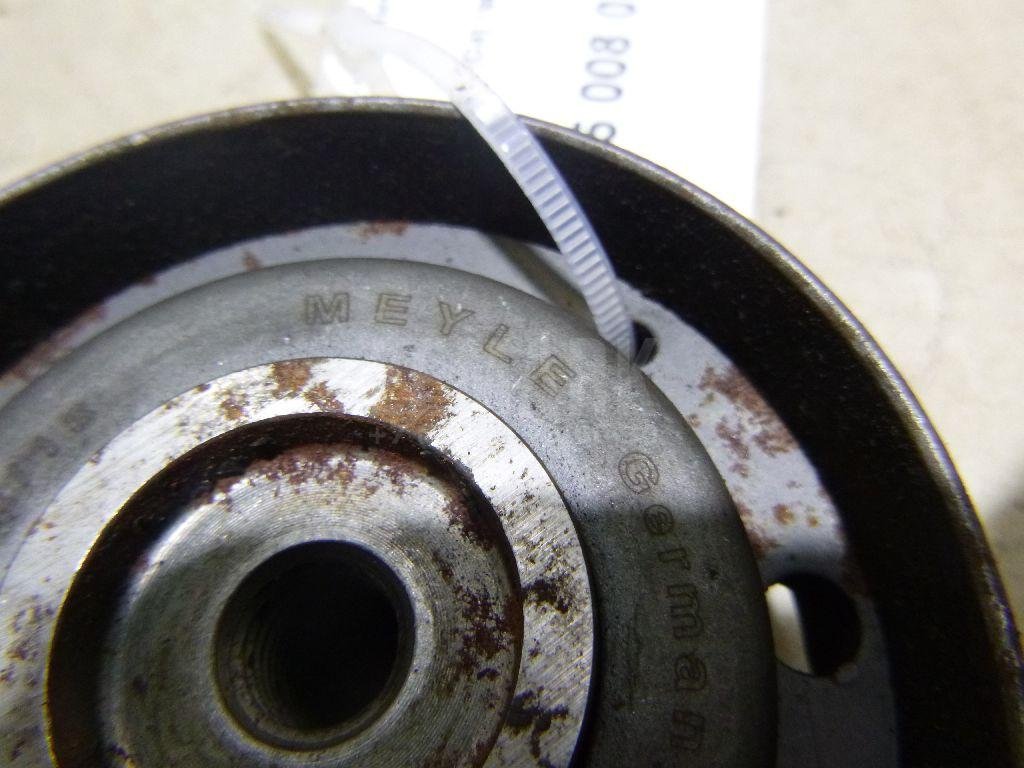 Ролик-натяжитель ремня ГРМ