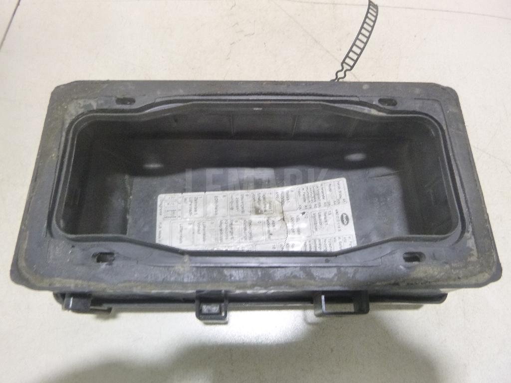 Корпус блока предохранителей