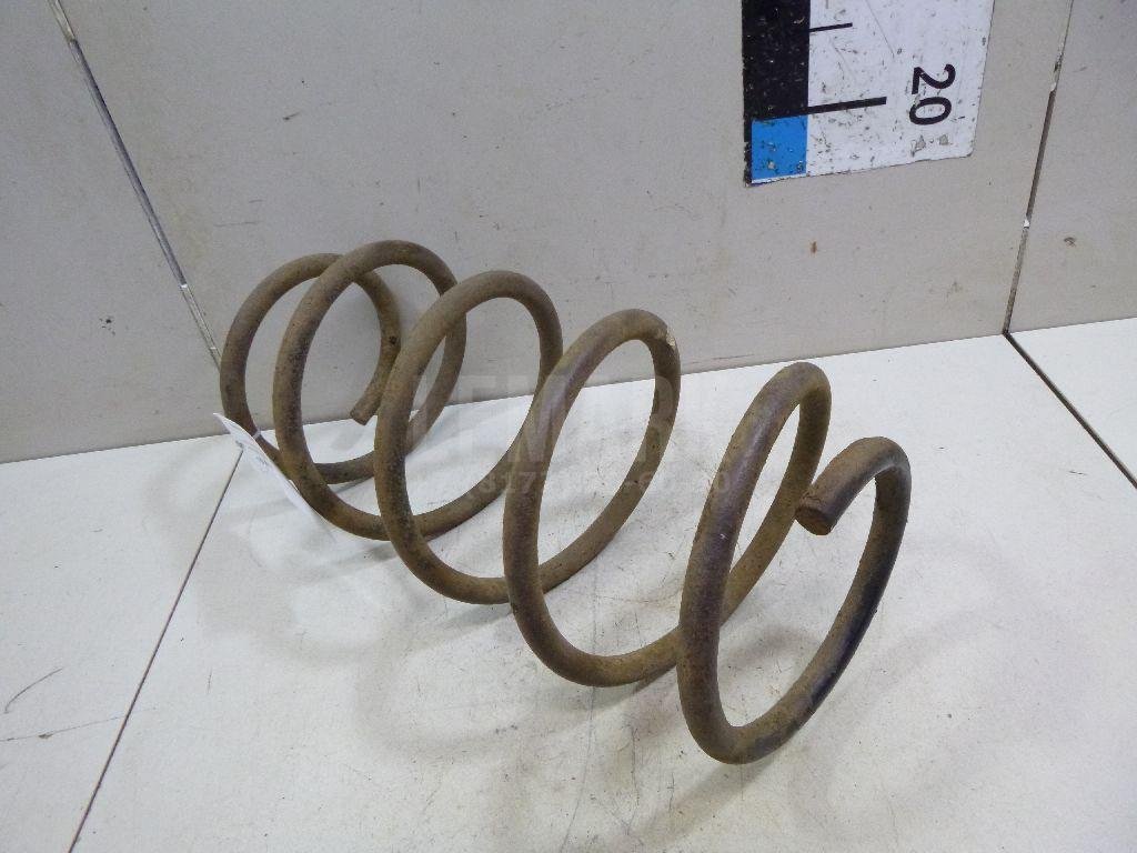 Пружина передняя