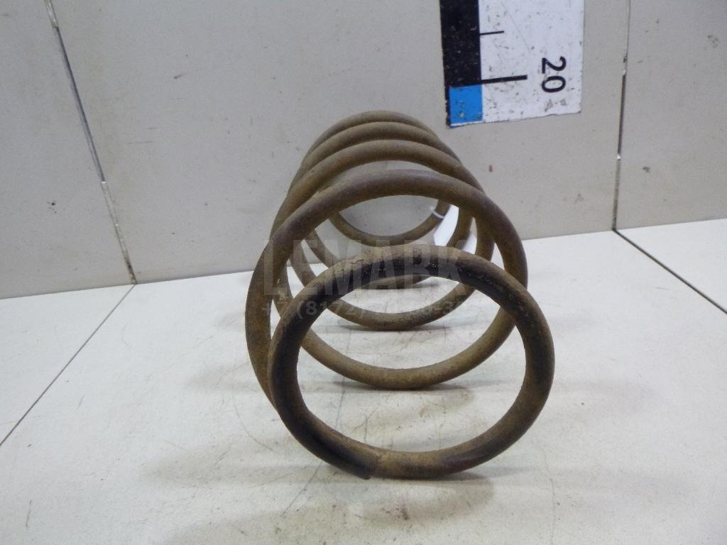 Пружина передняя