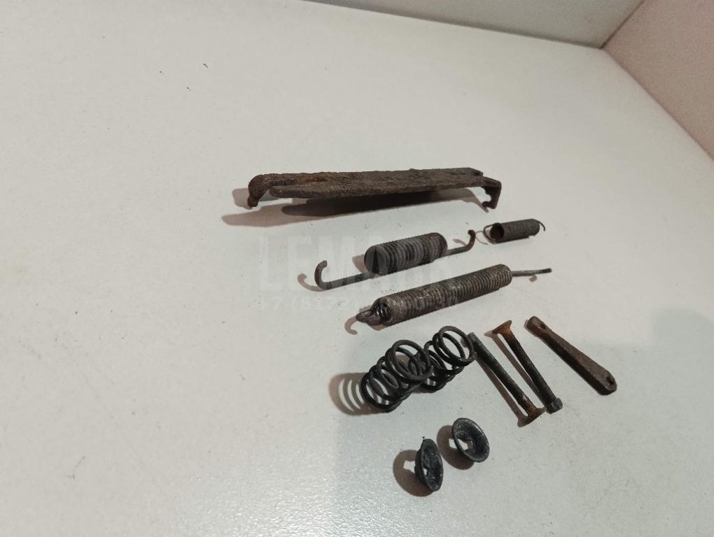 Установочный к-кт задних колодок