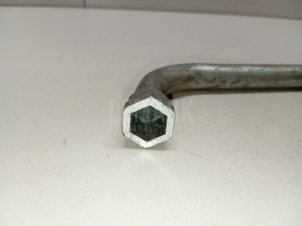 Ключ баллонный