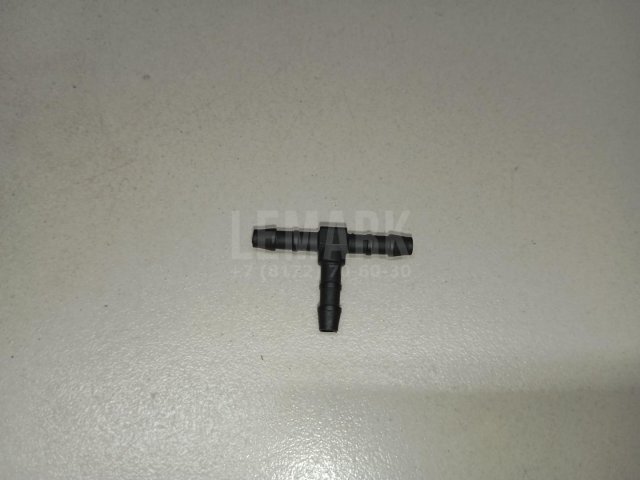 Тройник вентиляции картерных газов