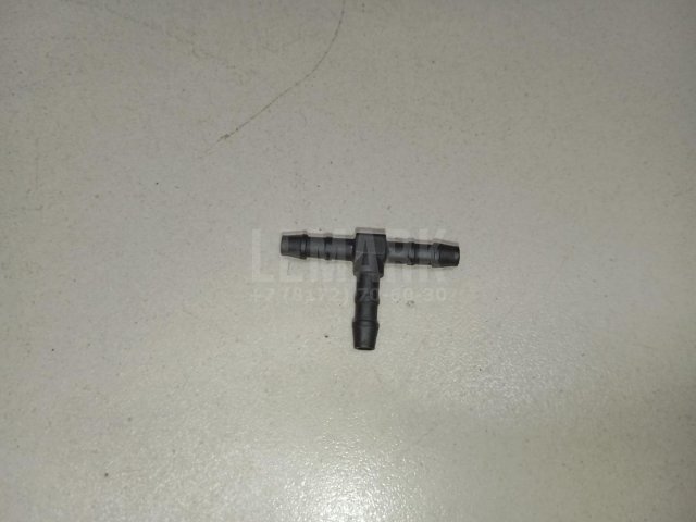 Тройник вентиляции картерных газов