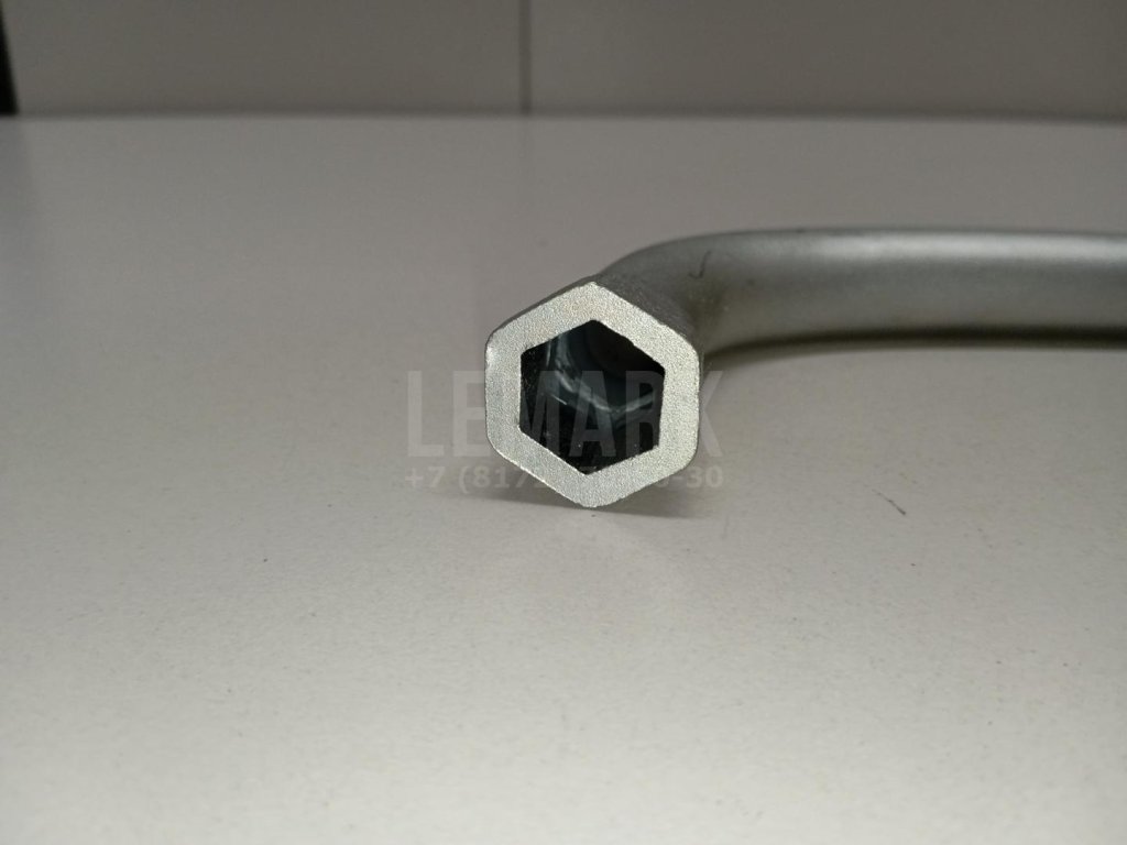 Ключ баллонный