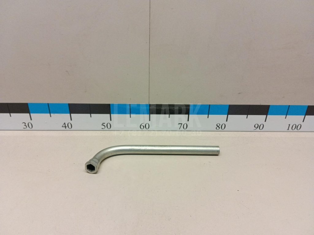 Ключ баллонный