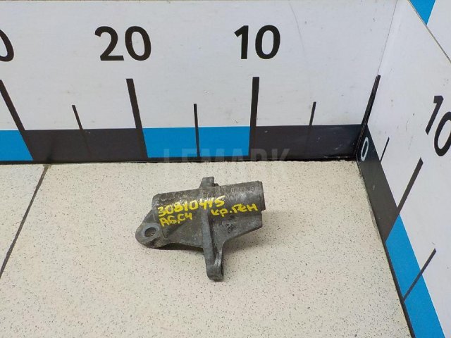 Кронштейн генератора