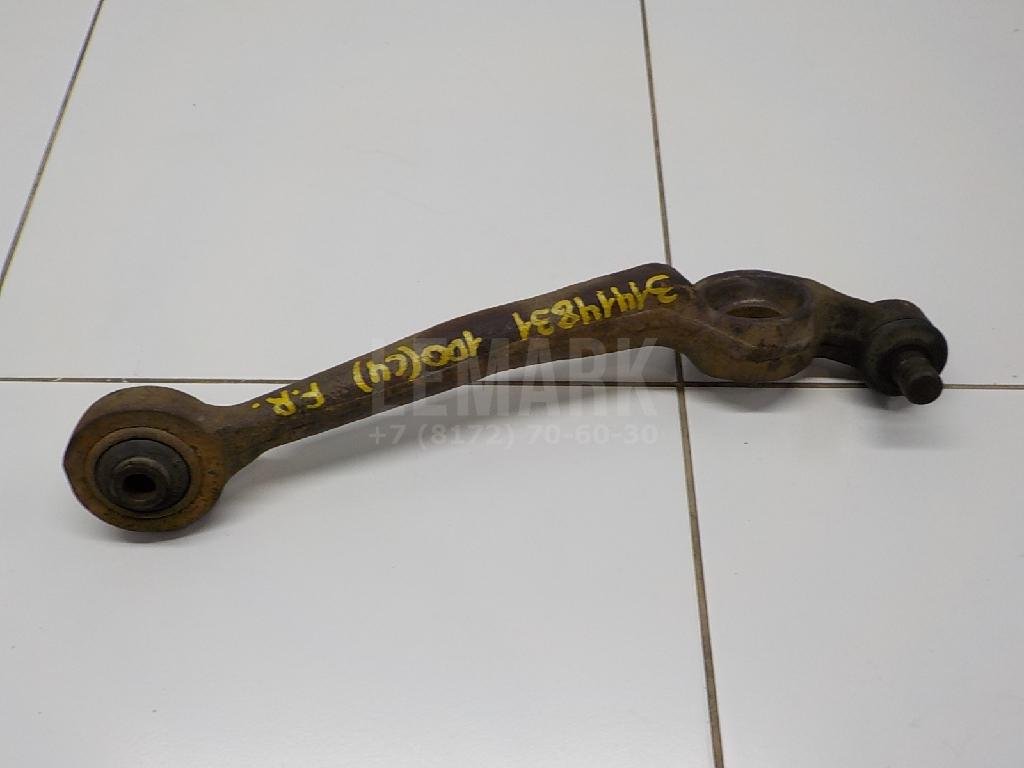 Рычаг передний правый