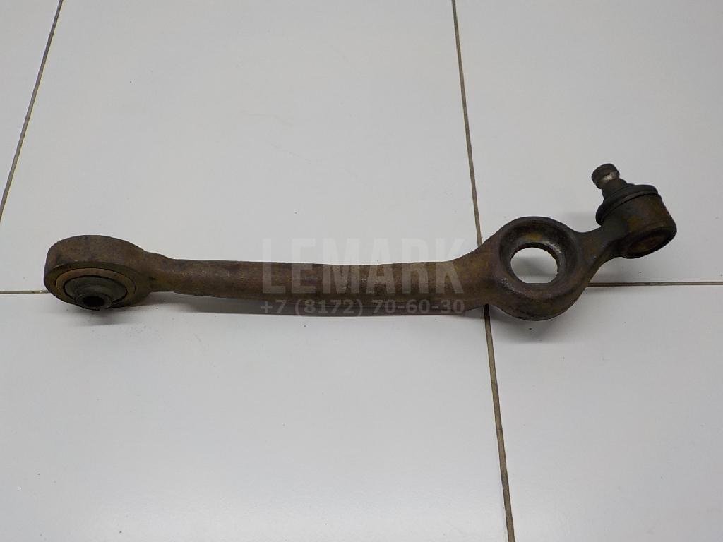 Рычаг передний правый
