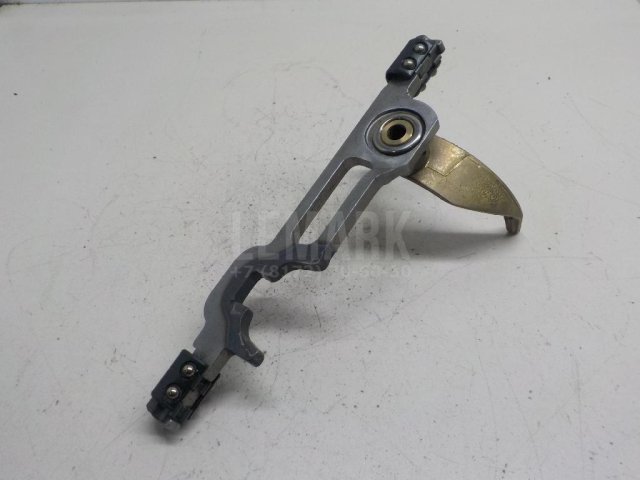 Вилка включения передачи