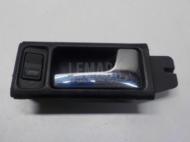 Ручка двери передней внутренняя правая