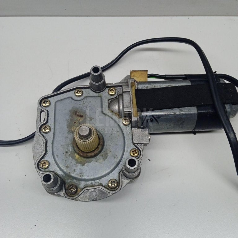 Моторчик стеклоподъемника