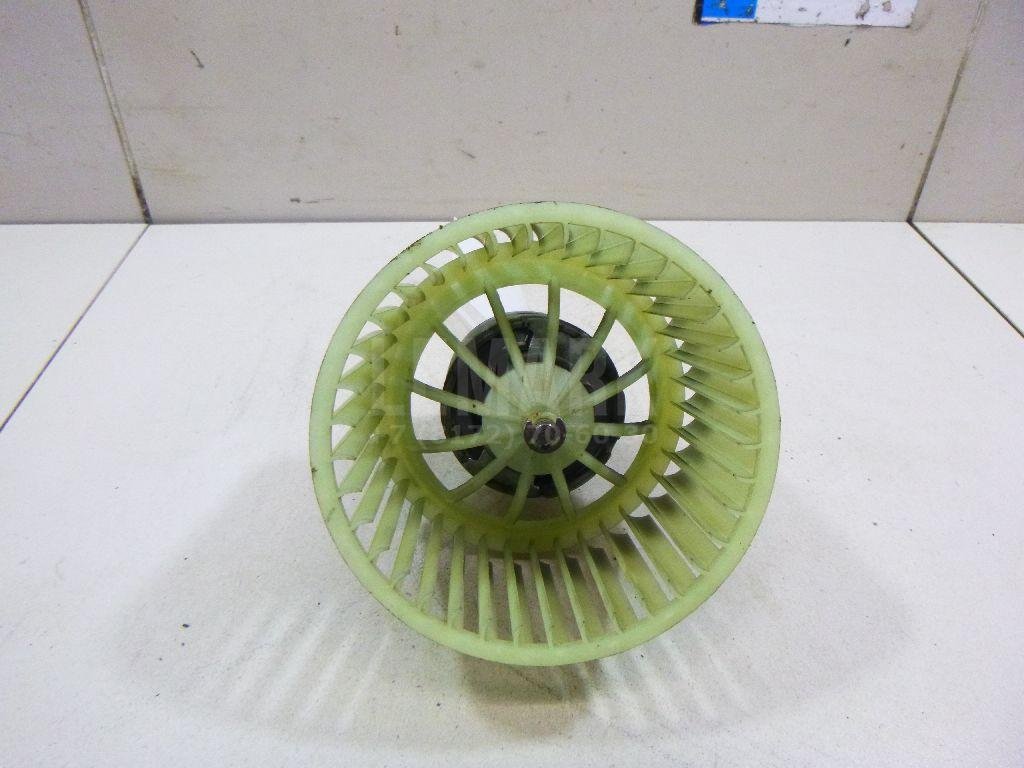 Моторчик отопителя