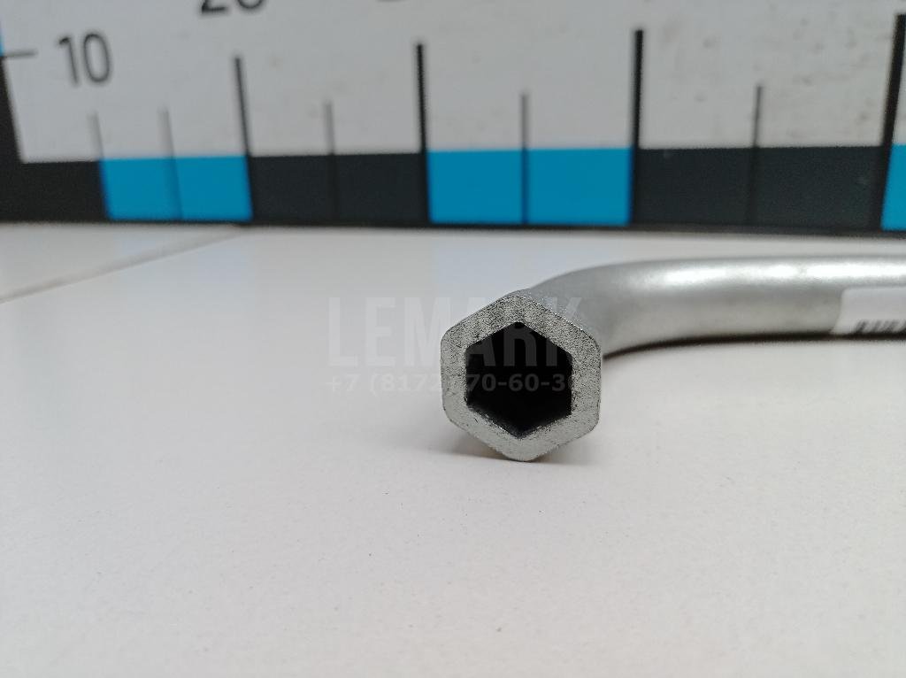 Ключ баллонный