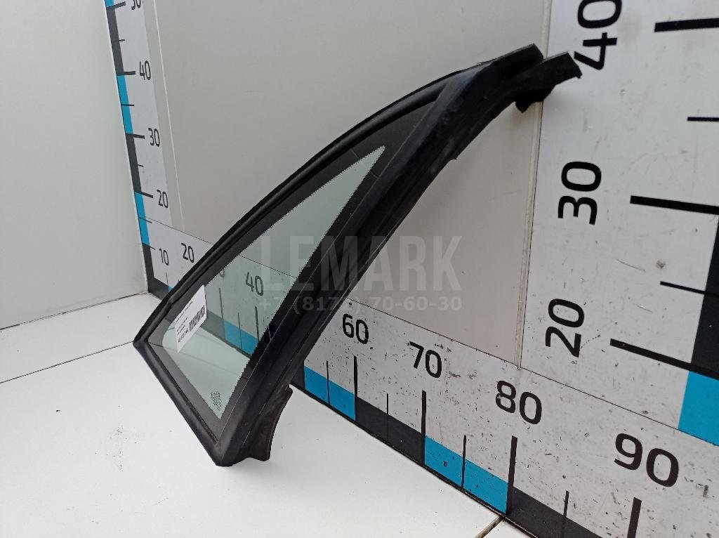 Стекло кузовное глухое правое