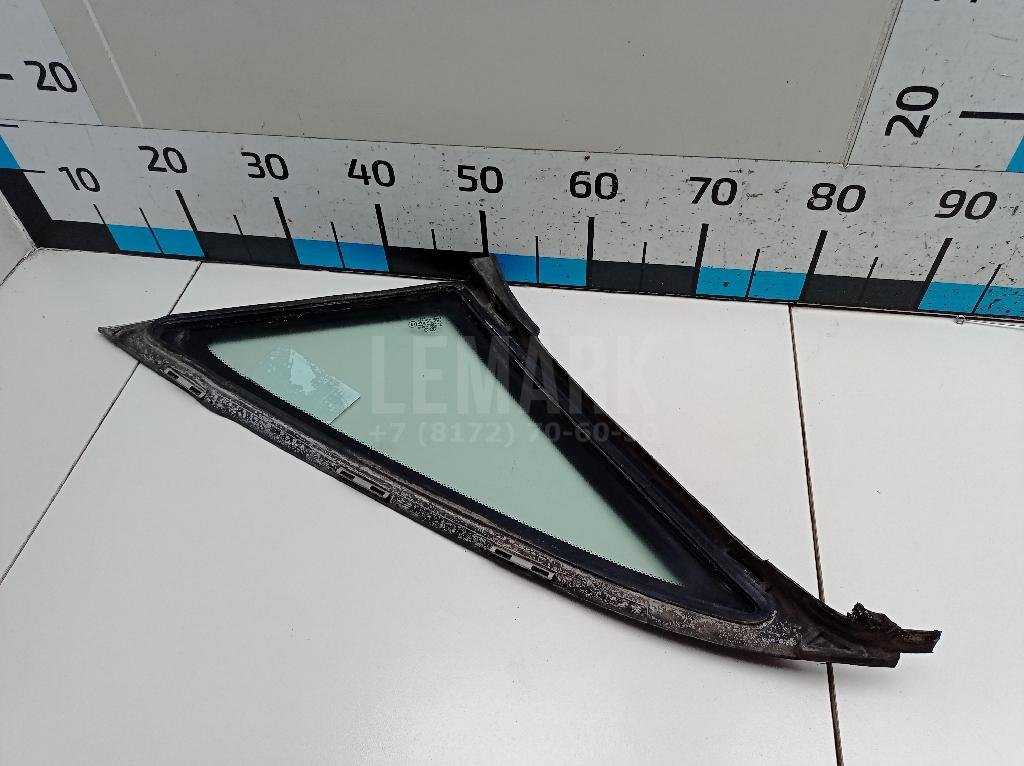 Стекло кузовное глухое правое