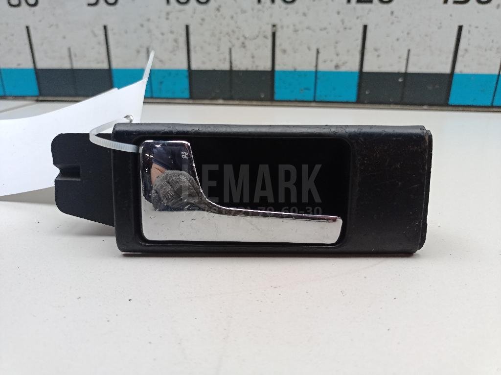 Ручка двери передней внутренняя левая