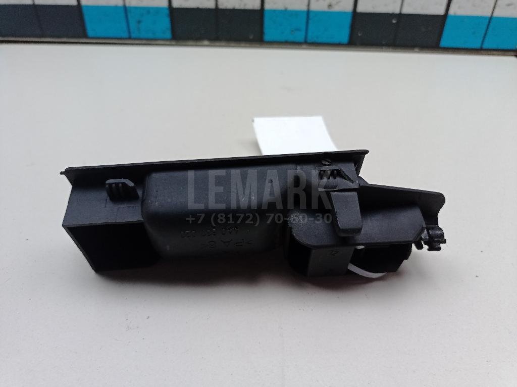 Ручка двери передней внутренняя правая