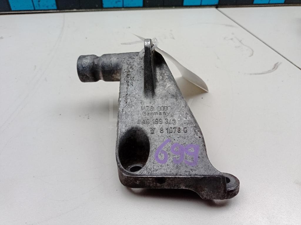 Кронштейн двигателя передний