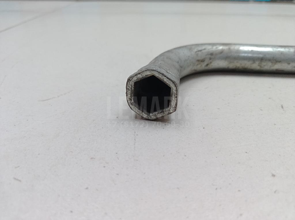 Ключ баллонный