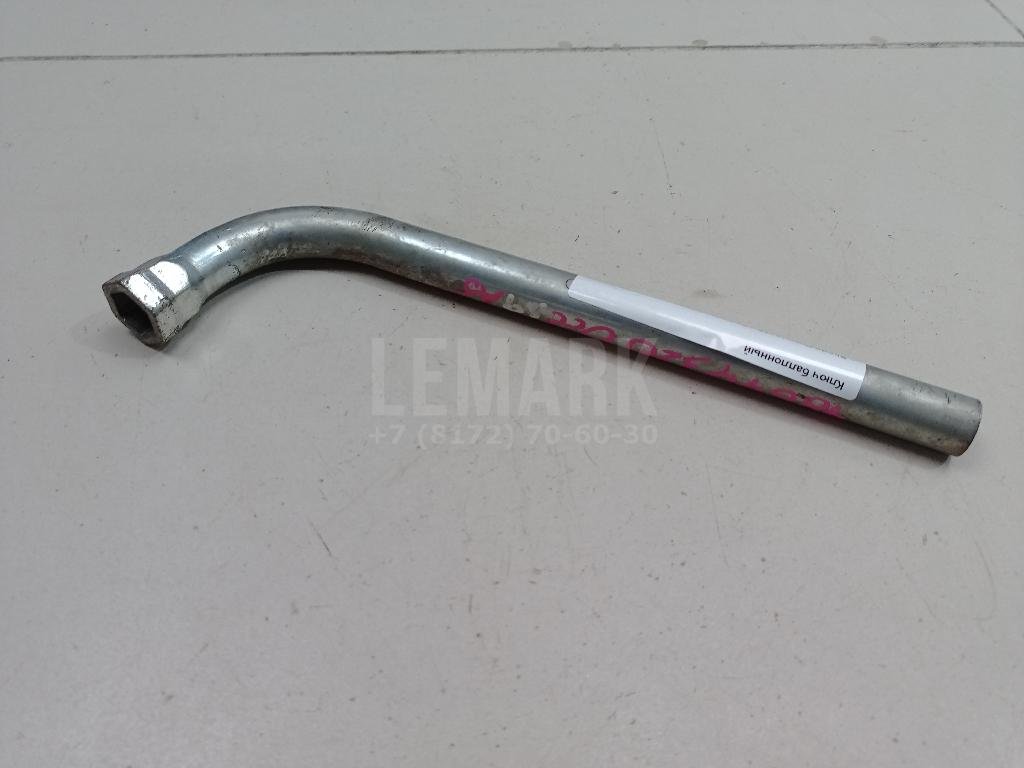 Ключ баллонный