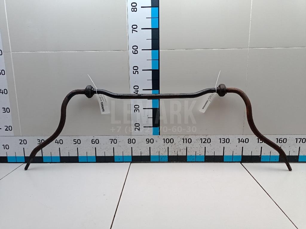 Стабилизатор передний