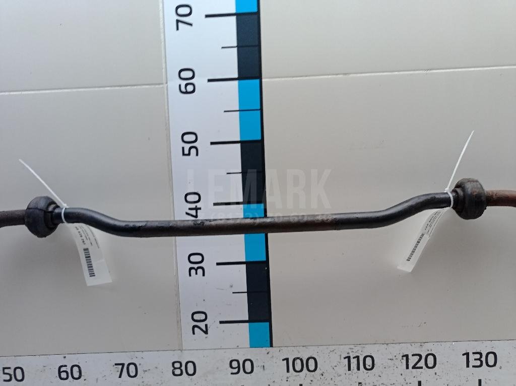 Стабилизатор передний