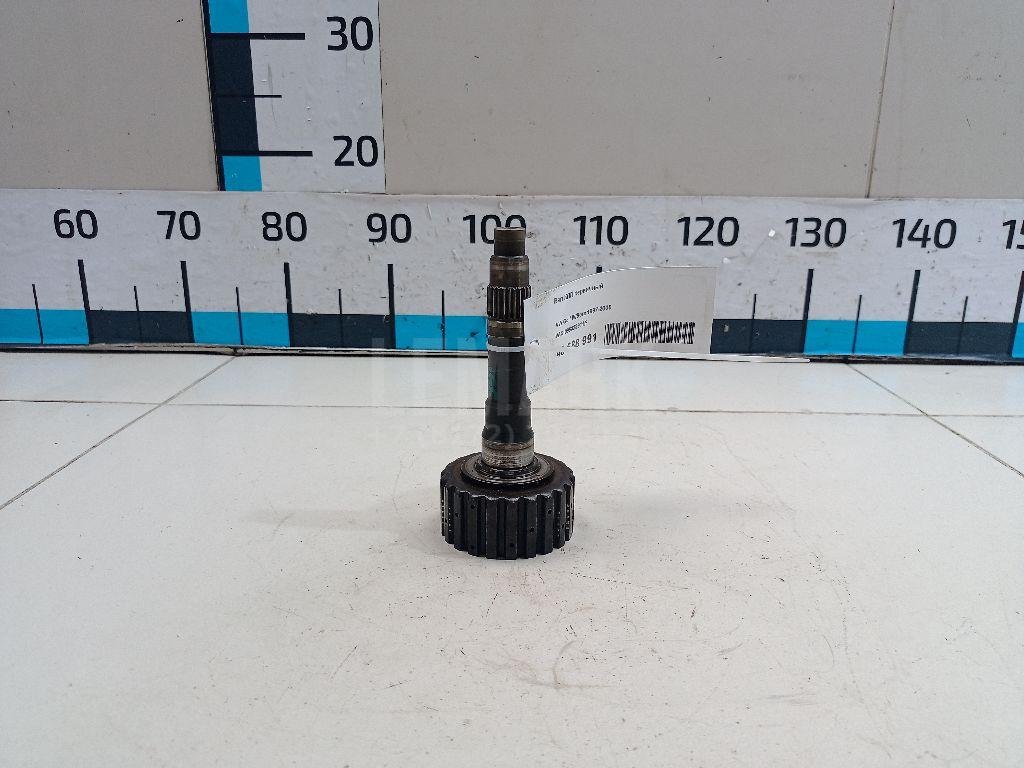 Вал КПП первичный