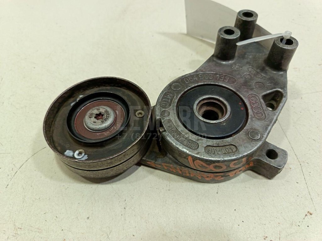 Ролик руч.ремня с кронштейном