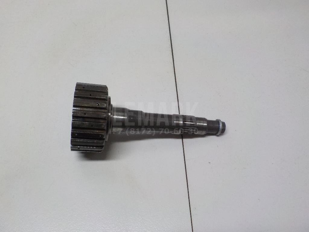 Вал КПП первичный