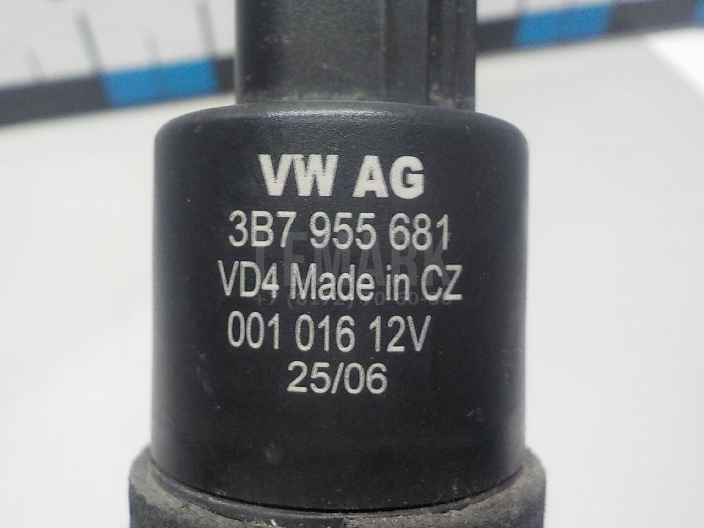 Насос омывателя фар