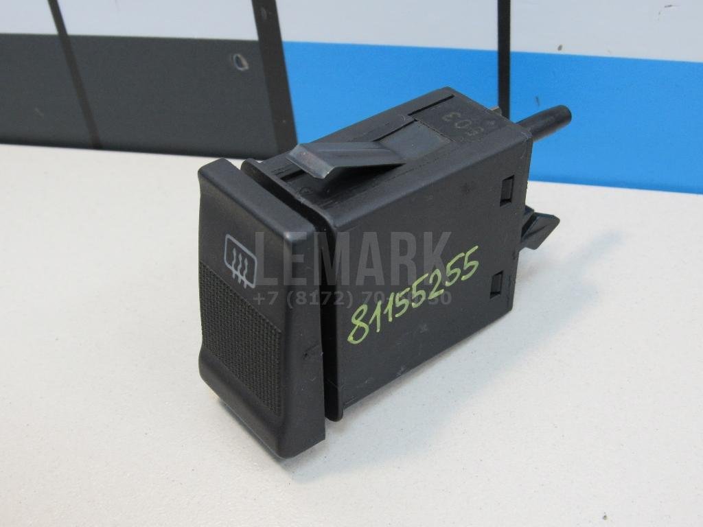 Кнопка обогрева заднего стекла